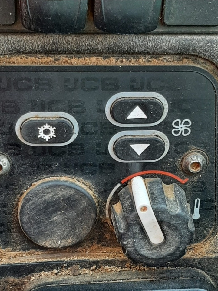 JCB 540-140 - 텔레스코픽 핸들러 : 사진 4 JCB 540-140 - 텔레스코픽 핸들러 : 사진 4