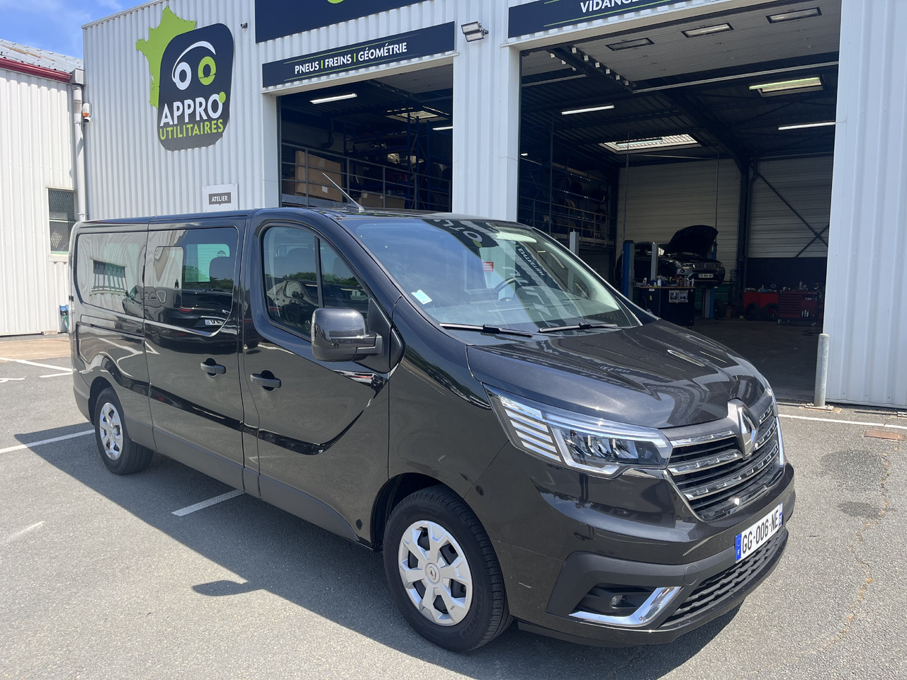 RENAULT TRAFIC 2.0DCI150 L2H1 - 소형 버스, 승합차 : 사진 1 RENAULT TRAFIC 2.0DCI150 L2H1 - 소형 버스, 승합차 : 사진 1