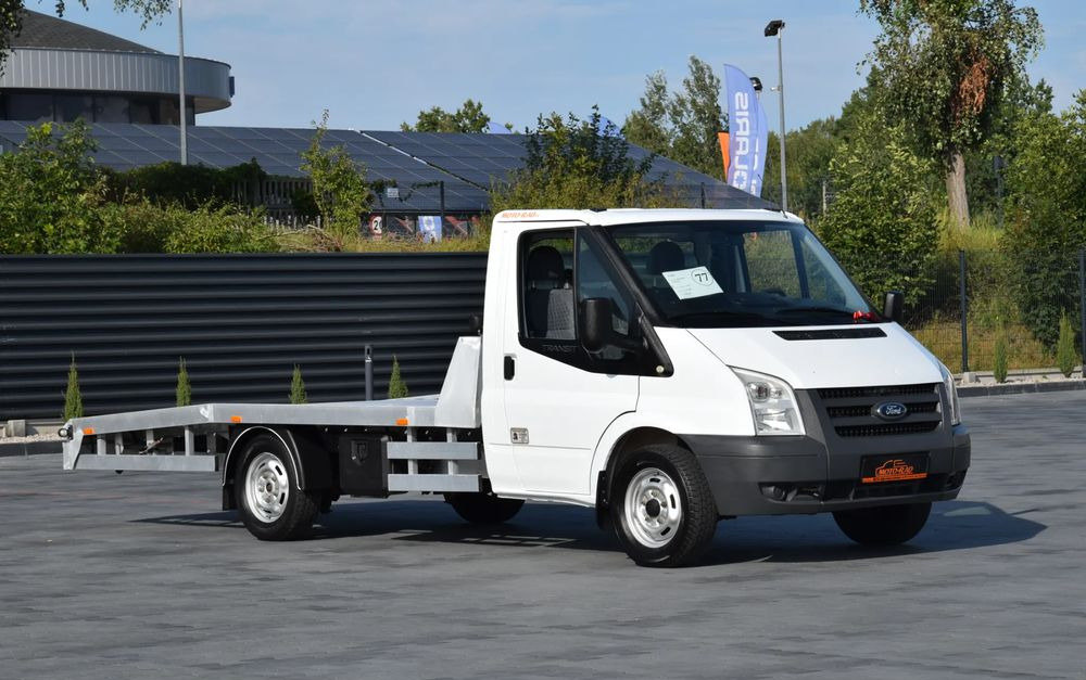 Ford TRANSIT / 2.2 - 115 KM / LAWETA / POMOC DROGOWA / NAJAZDY / 3 OSOBY / SPROWADZONY - 견인 트럭 : 사진 3 Ford TRANSIT / 2.2 - 115 KM / LAWETA / POMOC DROGOWA / NAJAZDY / 3 OSOBY / SPROWADZONY - 견인 트럭 : 사진 3