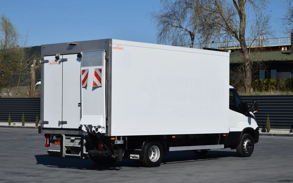 Iveco DAILY 70C18 / 3.0 - 180 KM / AUTOMAT HI-MATIC / 3 OSOBY / CHŁODNIA - MROŹNIA 4,55 M / AGREGAD FRIGOBLOCK / WINDA SORENSEN / KLIMA / TEMPOMAT / KAMERA COFANIA / REGULOWANE ZAWIESZENIE / SERWISOWA - 냉동탑차 : 사진 5 Iveco DAILY 70C18 / 3.0 - 180 KM / AUTOMAT HI-MATIC / 3 OSOBY / CHŁODNIA - MROŹNIA 4,55 M / AGREGAD FRIGOBLOCK / WINDA SORENSEN / KLIMA / TEMPOMAT / KAMERA COFANIA / REGULOWANE ZAWIESZENIE / SERWISOWA - 냉동탑차 : 사진 5