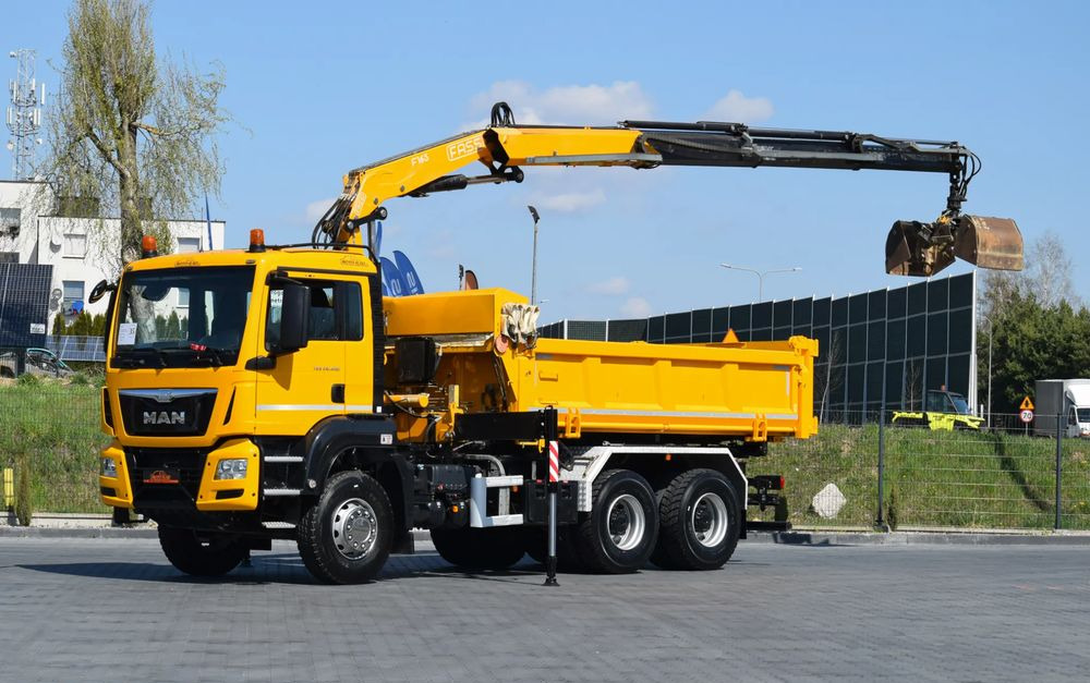 MAN TGS 26.400 / 6x4 / EURO 6 / UDT / HDS FASSI 165 / WYSUW x3 / ROTATOR / CHWYTAK / STEROWANIE RADIOWE / WZMOCNIONA RAMA / WYWROTKA / HYDROBURTA / AUTOMAT / 2017 / NOWE OPONY - 100% / NISKI PRZEBIEG - 덤프트럭, 크레인 트럭 : 사진 1 MAN TGS 26.400 / 6x4 / EURO 6 / UDT / HDS FASSI 165 / WYSUW x3 / ROTATOR / CHWYTAK / STEROWANIE RADIOWE / WZMOCNIONA RAMA / WYWROTKA / HYDROBURTA / AUTOMAT / 2017 / NOWE OPONY - 100% / NISKI PRZEBIEG - 덤프트럭, 크레인 트럭 : 사진 1