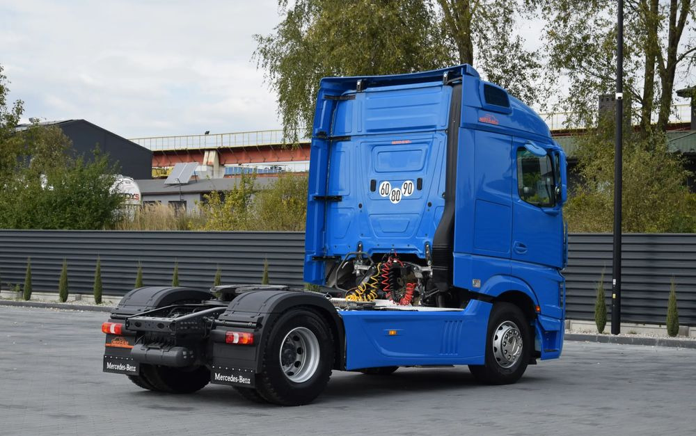 Mercedes-Benz ACTROS 1851 / EURO 6 / BIGSPACE / HYDRAULIKA / RETARDER / FULL SPILERY / SERWISOWANY / SPROWADZONY - 트랙터 유닛 : 사진 5 Mercedes-Benz ACTROS 1851 / EURO 6 / BIGSPACE / HYDRAULIKA / RETARDER / FULL SPILERY / SERWISOWANY / SPROWADZONY - 트랙터 유닛 : 사진 5