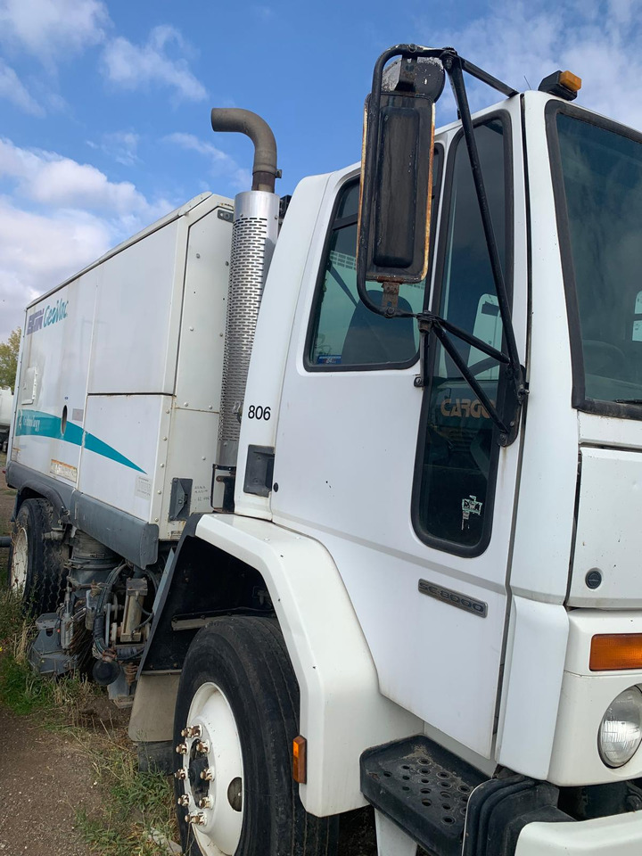 ELGIN GEOVAC VACUUM SWEEPER E TECHNOLOGY - 거리 청소 차량 : 사진 2 ELGIN GEOVAC VACUUM SWEEPER E TECHNOLOGY - 거리 청소 차량 : 사진 2