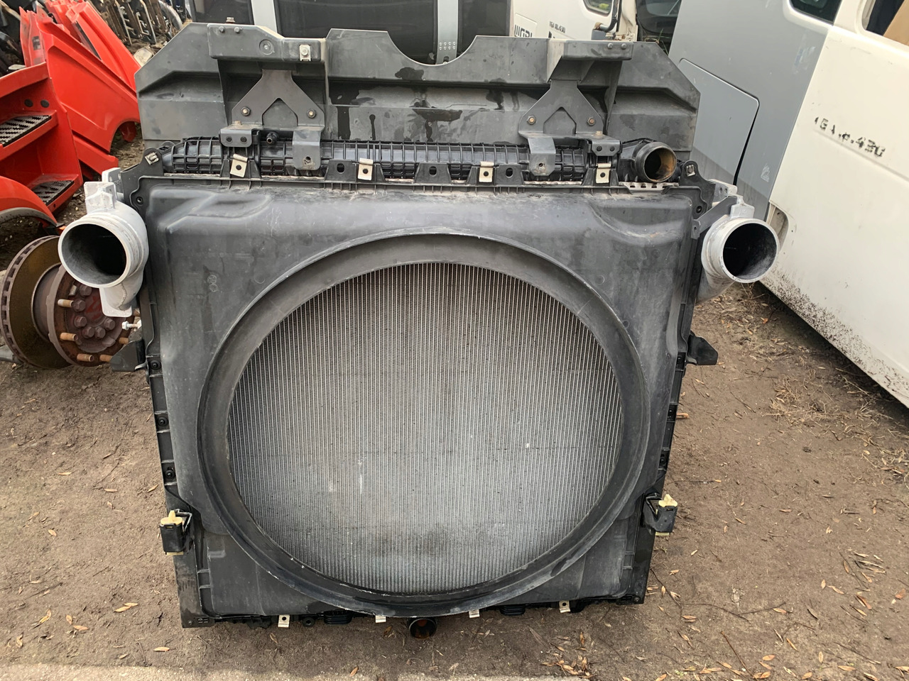 CHŁODNICA WODY POWIETRZA MERCEDES ACTROS MP4 MP 4 - 라디에이터 트럭 용 : 사진 1 CHŁODNICA WODY POWIETRZA MERCEDES ACTROS MP4 MP 4 - 라디에이터 트럭 용 : 사진 1