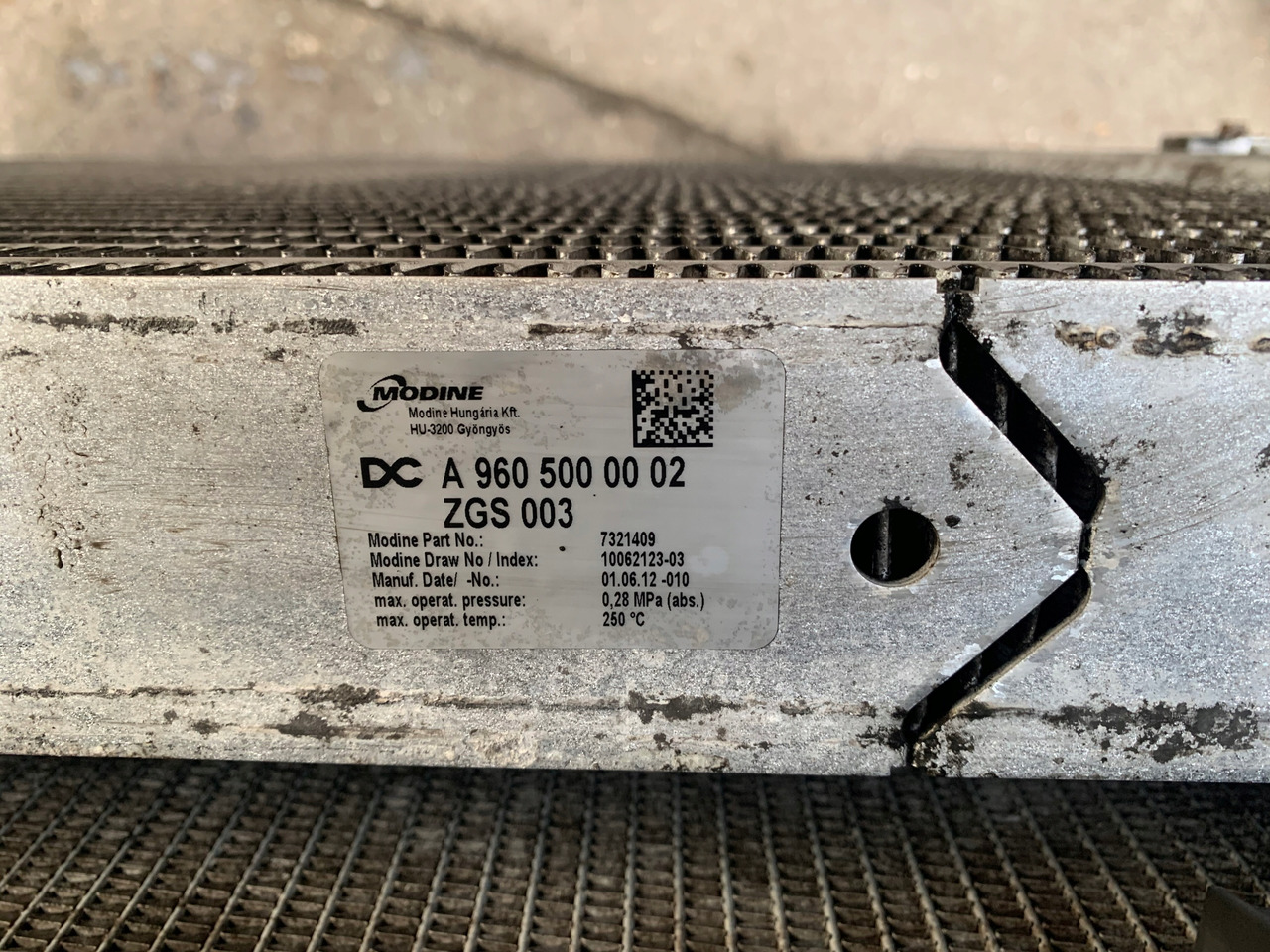 CHŁODNICA WODY POWIETRZA MERCEDES ACTROS MP4 MP 4 - 라디에이터 트럭 용 : 사진 3 CHŁODNICA WODY POWIETRZA MERCEDES ACTROS MP4 MP 4 - 라디에이터 트럭 용 : 사진 3