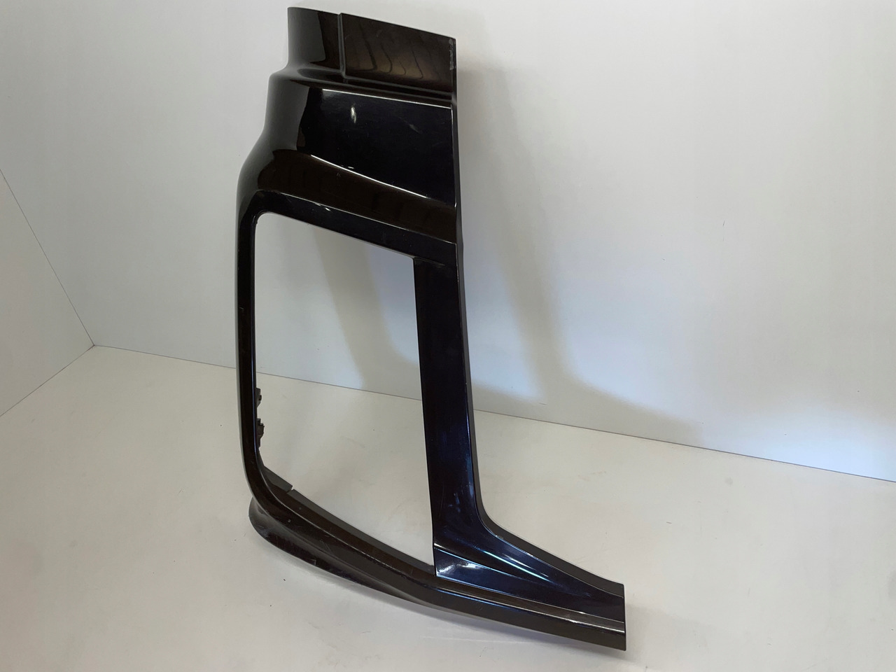 FORD F-MAX ZDERZAK OKULAR OBUDOWA REFLEKTORA JC46-17E950-A - 범퍼 트럭 용 : 사진 3 FORD F-MAX ZDERZAK OKULAR OBUDOWA REFLEKTORA JC46-17E950-A - 범퍼 트럭 용 : 사진 3