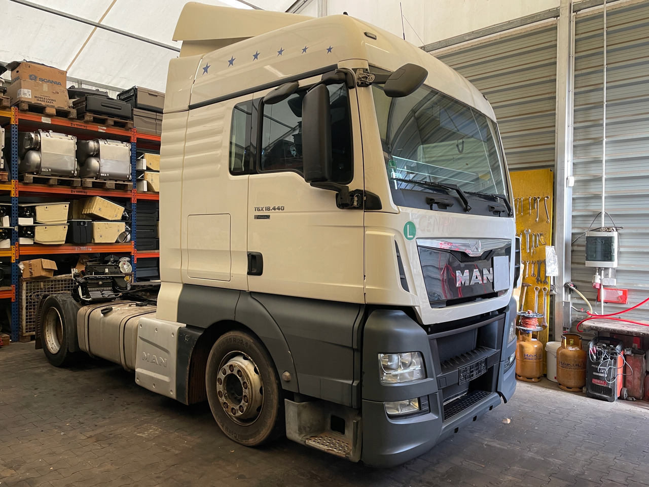 KABINA MAN TGX EURO 6 XLX BIAŁA KOLOR RAL 9010 - 운전실 트럭 용 : 사진 1 KABINA MAN TGX EURO 6 XLX BIAŁA KOLOR RAL 9010 - 운전실 트럭 용 : 사진 1