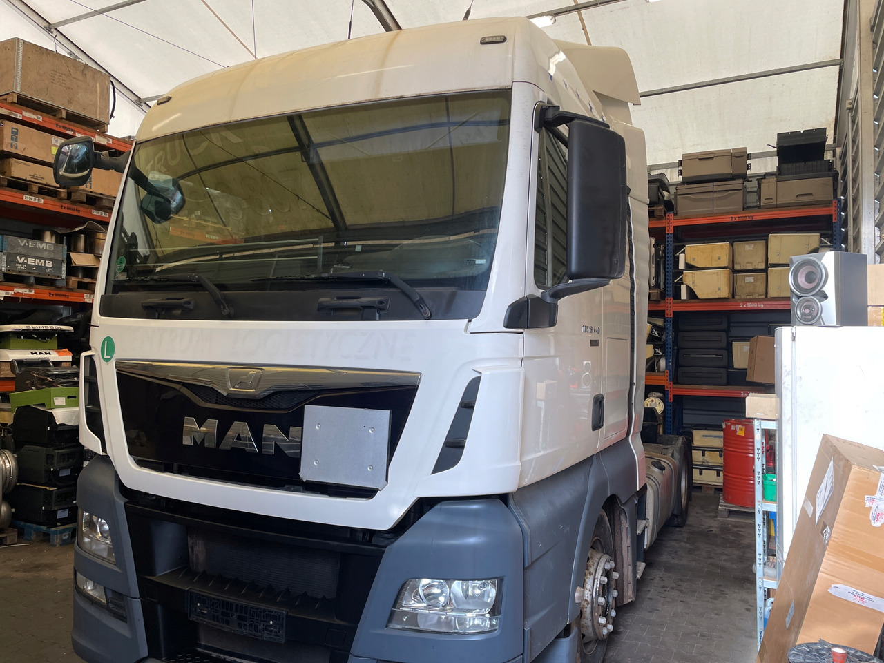 KABINA MAN TGX EURO 6 XLX BIAŁA KOLOR RAL 9010 - 운전실 트럭 용 : 사진 2 KABINA MAN TGX EURO 6 XLX BIAŁA KOLOR RAL 9010 - 운전실 트럭 용 : 사진 2