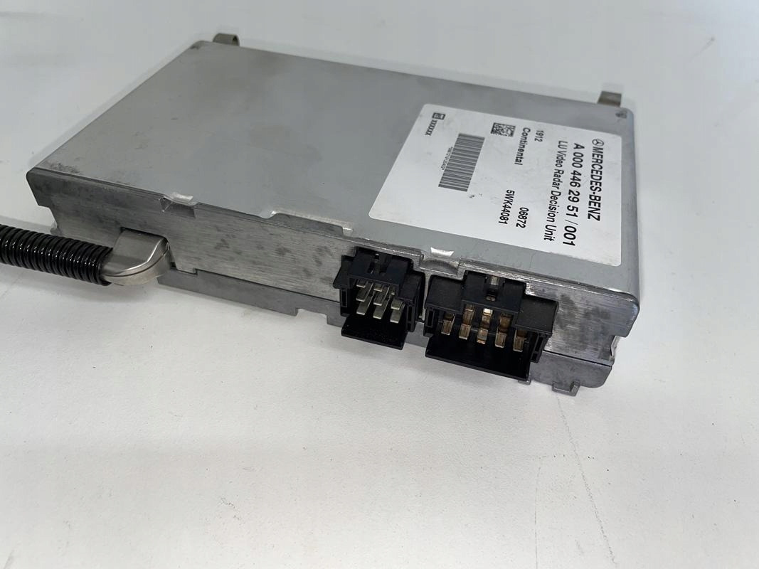 KAMERA RADAR MERCEDES ACTROS MP4 A0004462951 - 센서 트럭 용 : 사진 3 KAMERA RADAR MERCEDES ACTROS MP4 A0004462951 - 센서 트럭 용 : 사진 3