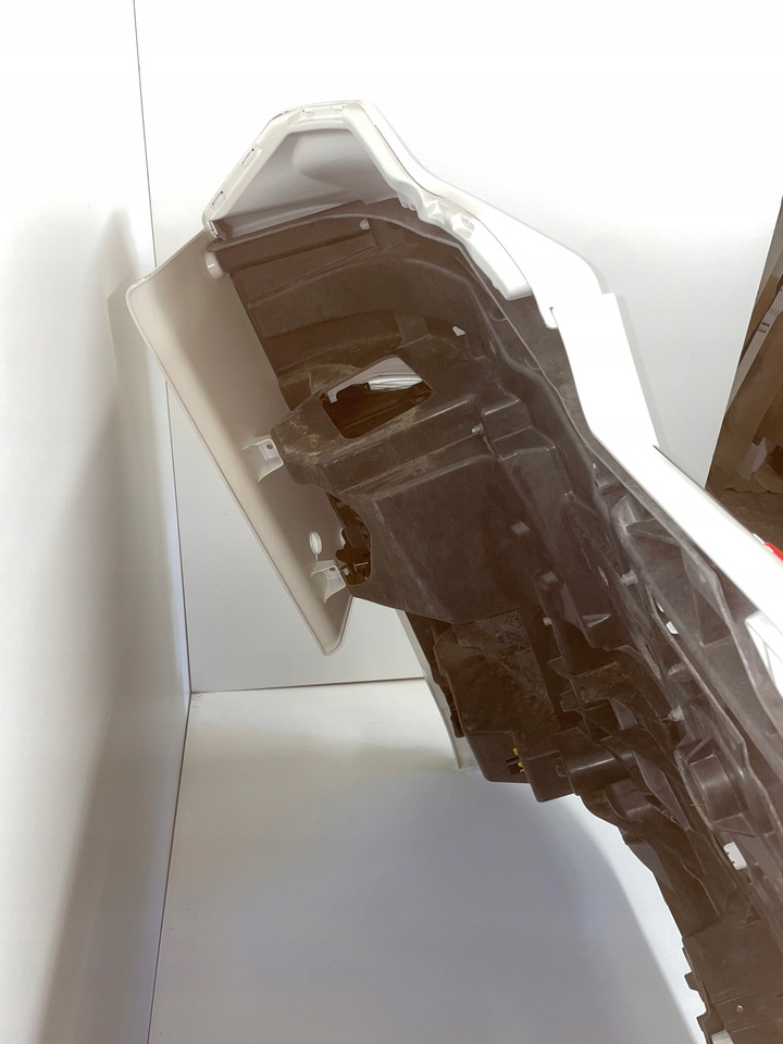 KOMPLETNY ZDERZAK MAN TG3 TGX3 TGX 3 ORYGINALNY KOLOR RAL 9010 - 범퍼 트럭 용 : 사진 5 KOMPLETNY ZDERZAK MAN TG3 TGX3 TGX 3 ORYGINALNY KOLOR RAL 9010 - 범퍼 트럭 용 : 사진 5