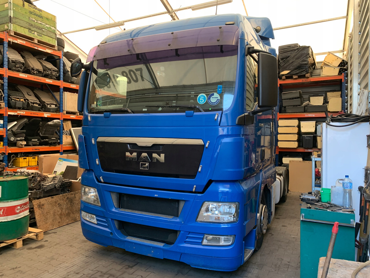 MASKA ATRAPA GRILL POLIK OWIEWKA MAN TGX - 차양 트럭 용 : 사진 2 MASKA ATRAPA GRILL POLIK OWIEWKA MAN TGX - 차양 트럭 용 : 사진 2