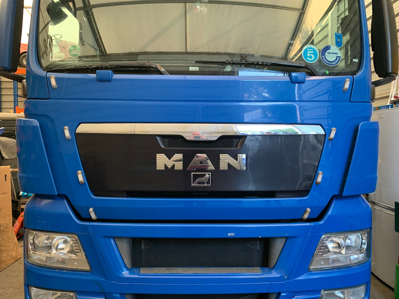 MASKA ATRAPA GRILL POLIK OWIEWKA MAN TGX - 차양 트럭 용 : 사진 1 MASKA ATRAPA GRILL POLIK OWIEWKA MAN TGX - 차양 트럭 용 : 사진 1