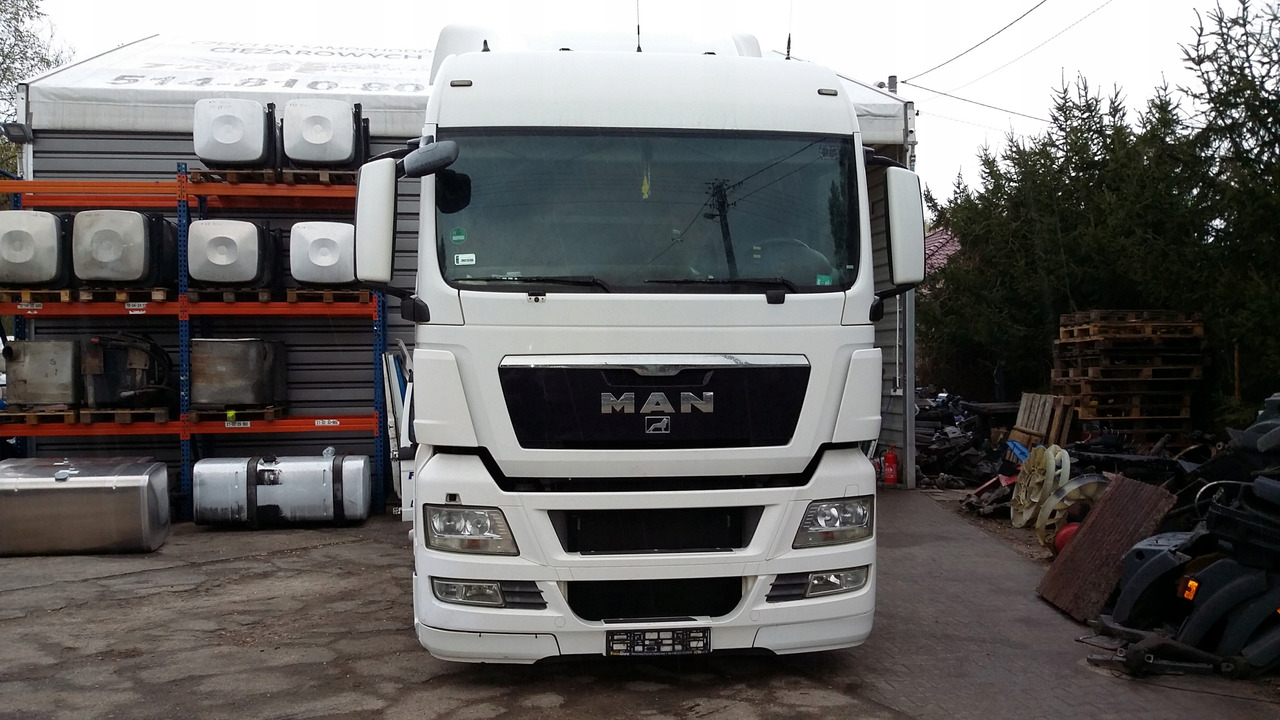 MASKA ATRAPA GRILL POLIK OWIEWKA MAN TGX - 차양 트럭 용 : 사진 1 MASKA ATRAPA GRILL POLIK OWIEWKA MAN TGX - 차양 트럭 용 : 사진 1