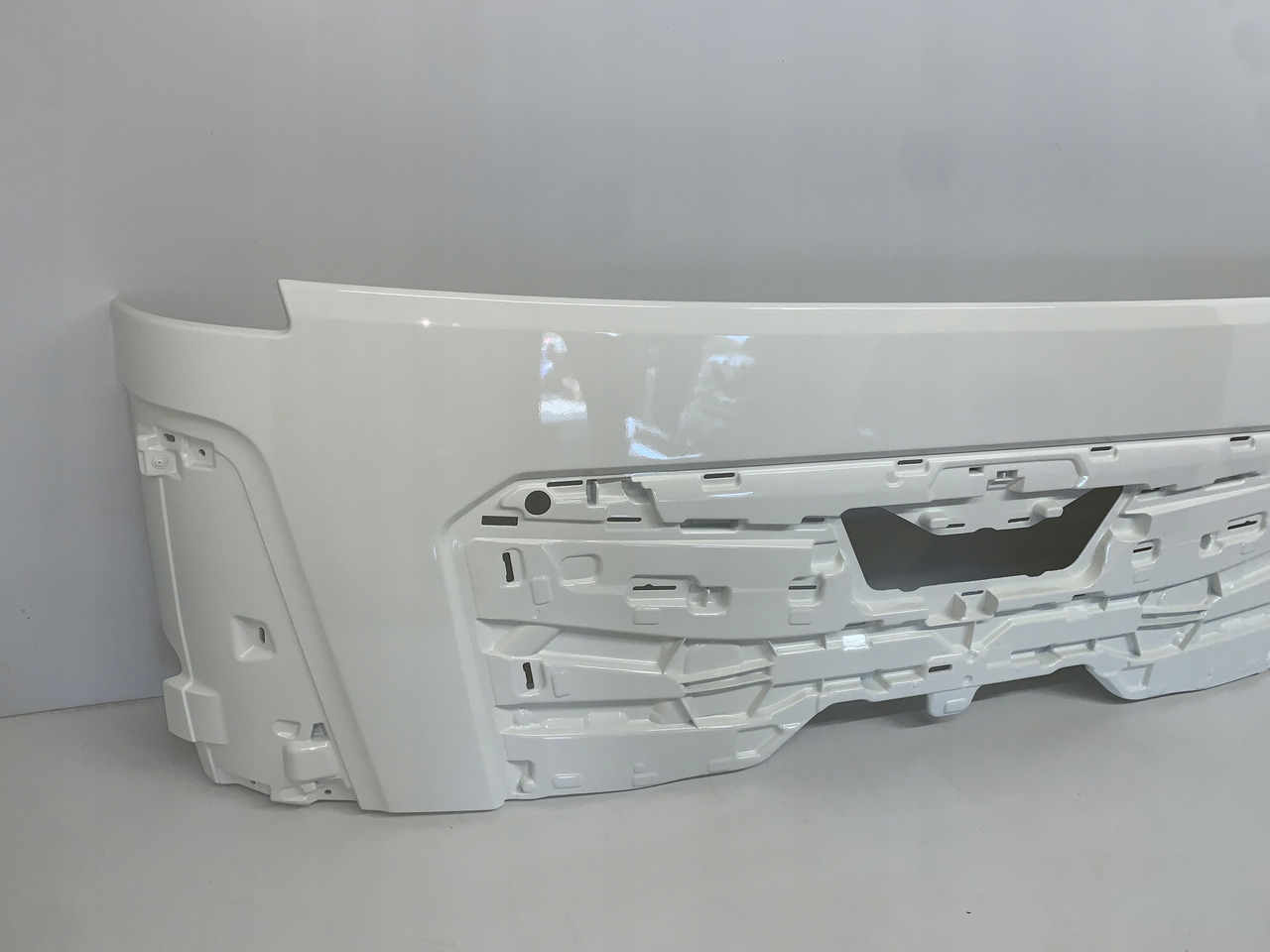 MASKA ATRAPA MAN TGL TGM TG3 TGS NOWY MODEL 2021 RAL 9010 - 차양 트럭 용 : 사진 2 MASKA ATRAPA MAN TGL TGM TG3 TGS NOWY MODEL 2021 RAL 9010 - 차양 트럭 용 : 사진 2