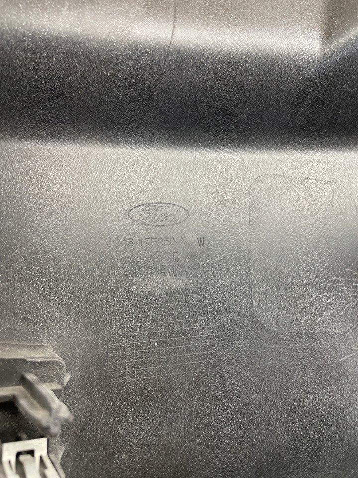 PRAWA OSŁONA OKULAR ZDERZAK FORD F-MAX JC46-17E950-A - 범퍼 트럭 용 : 사진 5 PRAWA OSŁONA OKULAR ZDERZAK FORD F-MAX JC46-17E950-A - 범퍼 트럭 용 : 사진 5