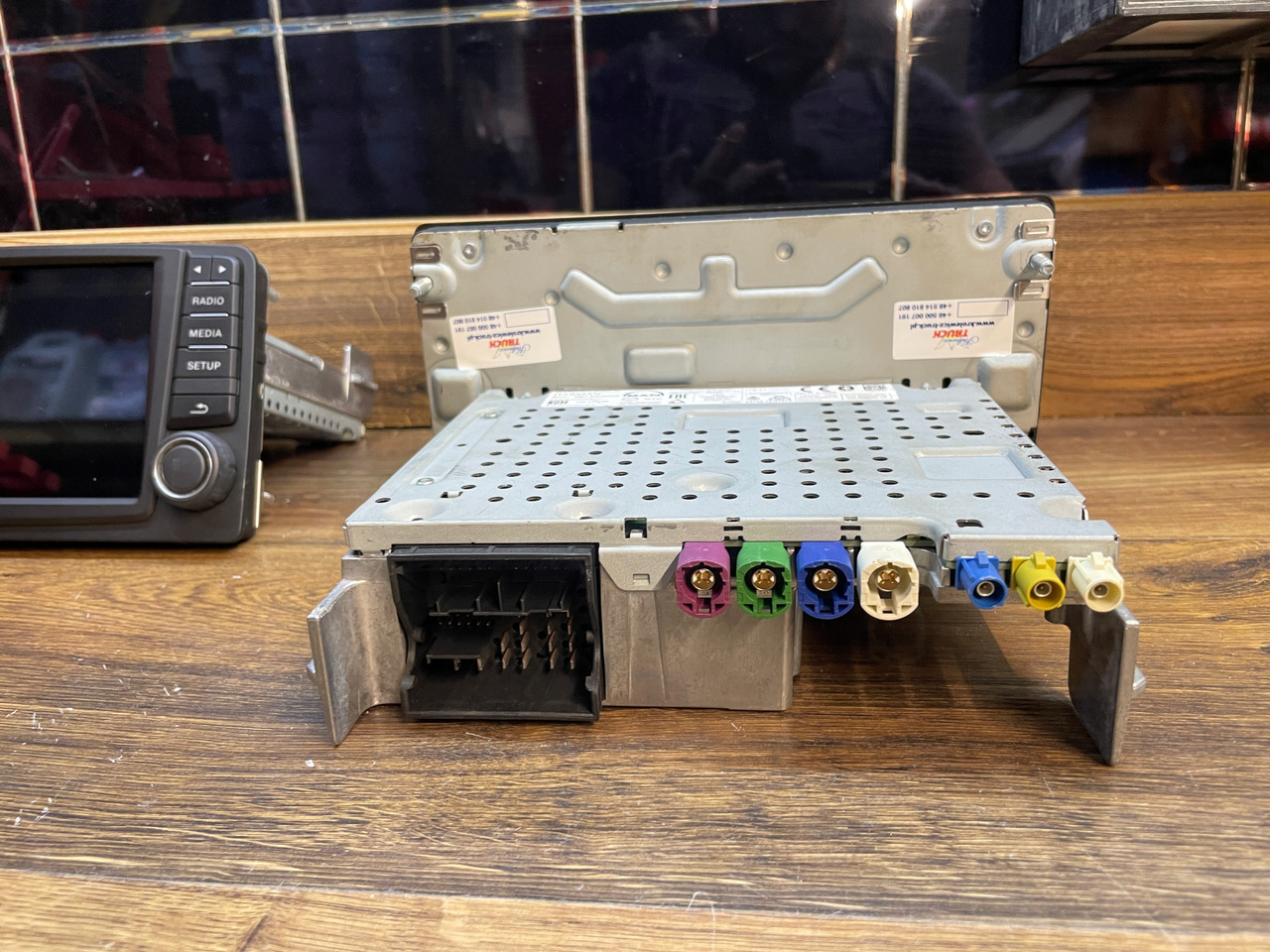 RADIO NAWIGACJA MAN TGS TGX EURO 6 81281006043 - 내비게이션 시스템 트럭 용 : 사진 4 RADIO NAWIGACJA MAN TGS TGX EURO 6 81281006043 - 내비게이션 시스템 트럭 용 : 사진 4