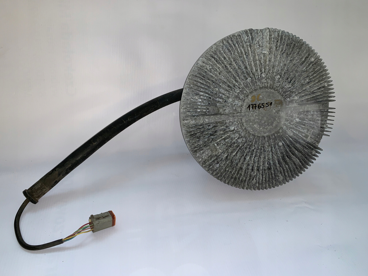 SPRZĘGŁO WISKOTYCZNE WISCOZA WISKOZA SCANIA R DC13 - 팬 트럭 용 : 사진 1 SPRZĘGŁO WISKOTYCZNE WISCOZA WISKOZA SCANIA R DC13 - 팬 트럭 용 : 사진 1