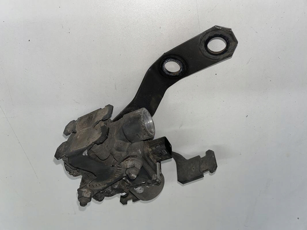 ZAWÓR CIŚNIENIA MERCEDES ACTROS MP4 A0054299244 - 서스펜션 트럭 용 : 사진 3 ZAWÓR CIŚNIENIA MERCEDES ACTROS MP4 A0054299244 - 서스펜션 트럭 용 : 사진 3