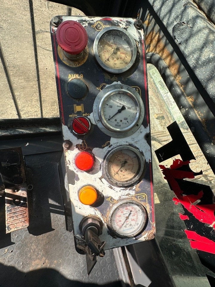 Mait HR 120 - 파일 드라이버 : 사진 4 Mait HR 120 - 파일 드라이버 : 사진 4