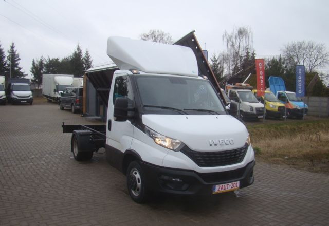 Iveco DAILY 35 C 15 3.5T 4.60M 3.5T NA HAKU CLIMATRONIC - 덤프 밴 : 사진 3 Iveco DAILY 35 C 15 3.5T 4.60M 3.5T NA HAKU CLIMATRONIC - 덤프 밴 : 사진 3
