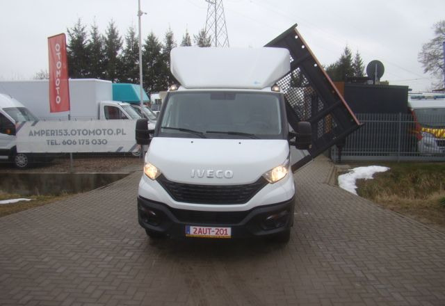 Iveco DAILY 35 C 15 3.5T 4.60M 3.5T NA HAKU CLIMATRONIC - 덤프 밴 : 사진 2 Iveco DAILY 35 C 15 3.5T 4.60M 3.5T NA HAKU CLIMATRONIC - 덤프 밴 : 사진 2