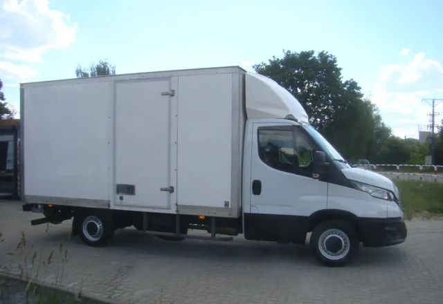 Iveco DAILY 35 S 16 3.0TDI WINDA 3.5T 4.20M - 박스 밴 : 사진 5 Iveco DAILY 35 S 16 3.0TDI WINDA 3.5T 4.20M - 박스 밴 : 사진 5