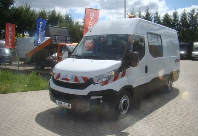 Iveco DAILY 35 S 16 REJESTRACJA NA 6-OSÓB SUPER NA KAMPERA - 패널 밴 : 사진 1 Iveco DAILY 35 S 16 REJESTRACJA NA 6-OSÓB SUPER NA KAMPERA - 패널 밴 : 사진 1