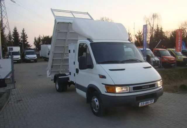 Iveco DAILY 40 C 12 - 덤프 밴 : 사진 3 Iveco DAILY 40 C 12 - 덤프 밴 : 사진 3