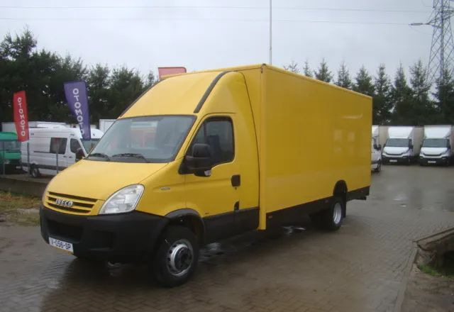 Iveco DAILY 65 C 18 3.0TDI 5.10M - 박스 밴 : 사진 2 Iveco DAILY 65 C 18 3.0TDI 5.10M - 박스 밴 : 사진 2