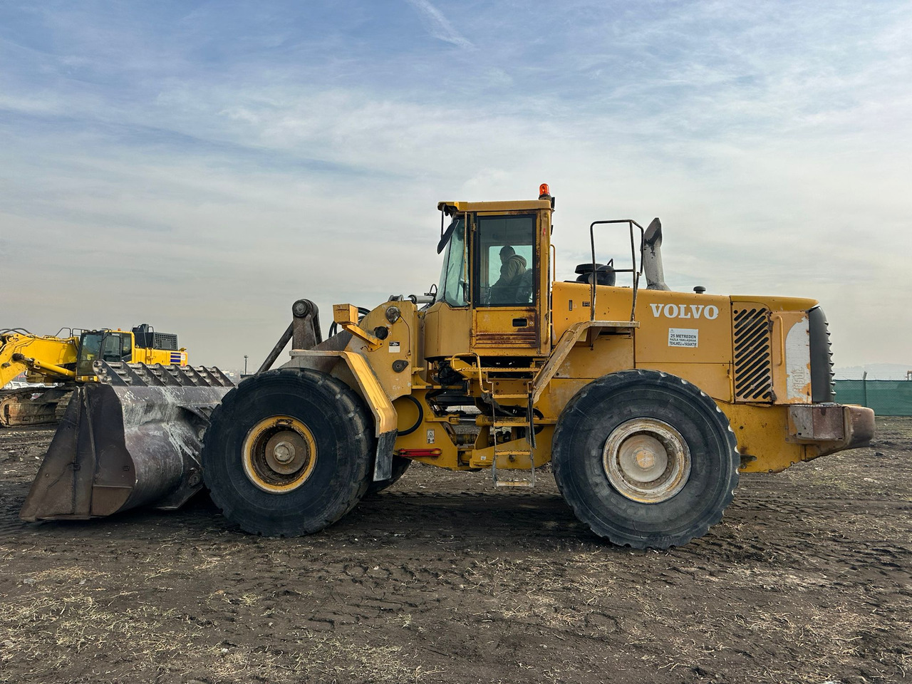 VOLVO L150E - 휠 로더 : 사진 2 VOLVO L150E - 휠 로더 : 사진 2