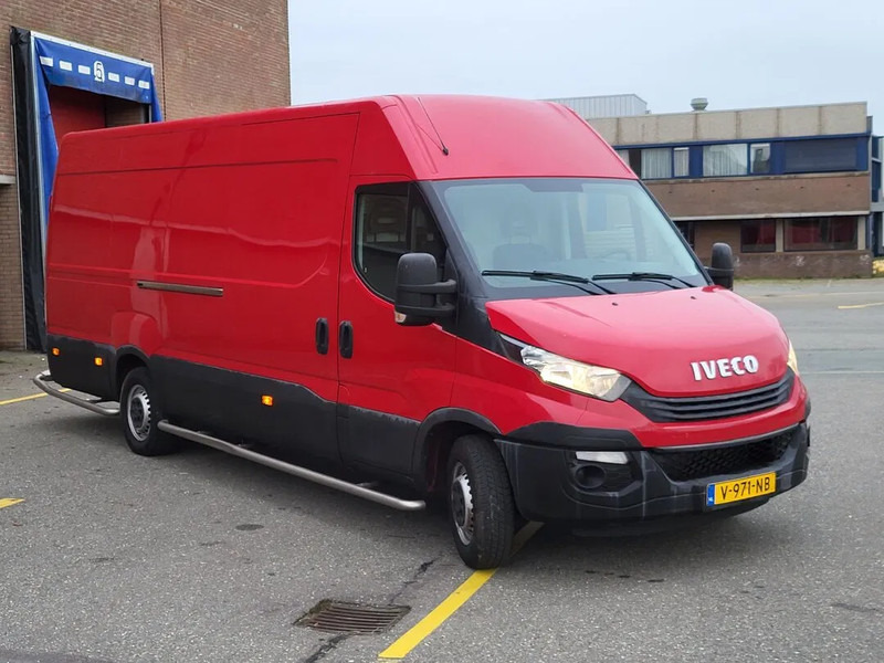 Iveco Daily 35S12 - 패널 밴 : 사진 2 Iveco Daily 35S12 - 패널 밴 : 사진 2