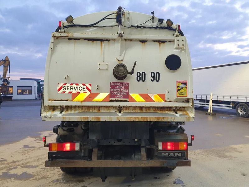 MAN LE 15.250 Eurovoirie Sweeper Manual Steelsuspension Euro 3 2007 - 거리 청소 차량 : 사진 4 MAN LE 15.250 Eurovoirie Sweeper Manual Steelsuspension Euro 3 2007 - 거리 청소 차량 : 사진 4