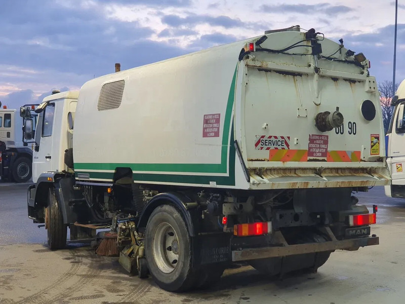 MAN LE 15.250 Eurovoirie Sweeper Manual Steelsuspension Euro 3 2007 - 거리 청소 차량 : 사진 3 MAN LE 15.250 Eurovoirie Sweeper Manual Steelsuspension Euro 3 2007 - 거리 청소 차량 : 사진 3
