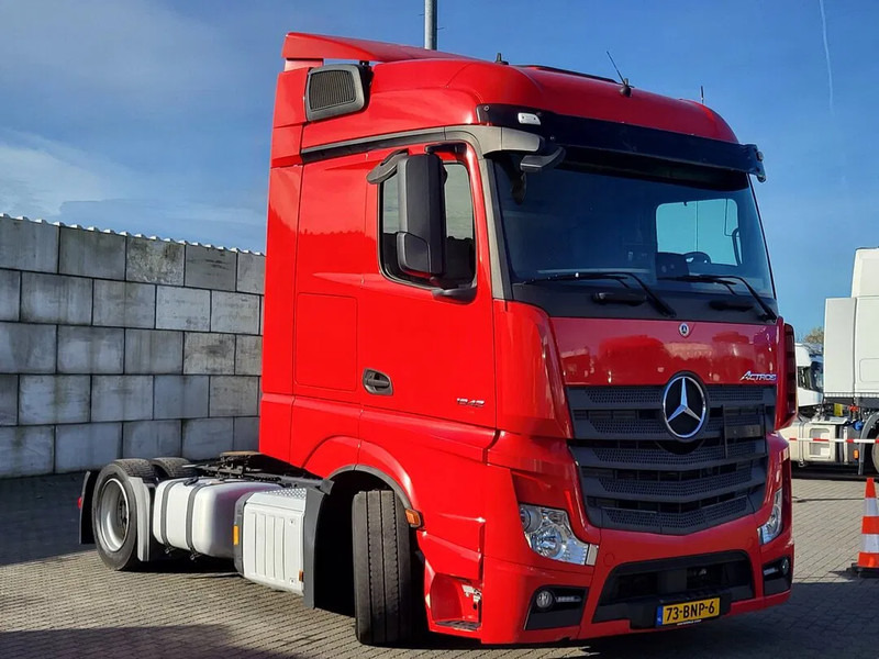 Mercedes-Benz Actros Actros 1942 - 트랙터 유닛 : 사진 2 Mercedes-Benz Actros Actros 1942 - 트랙터 유닛 : 사진 2