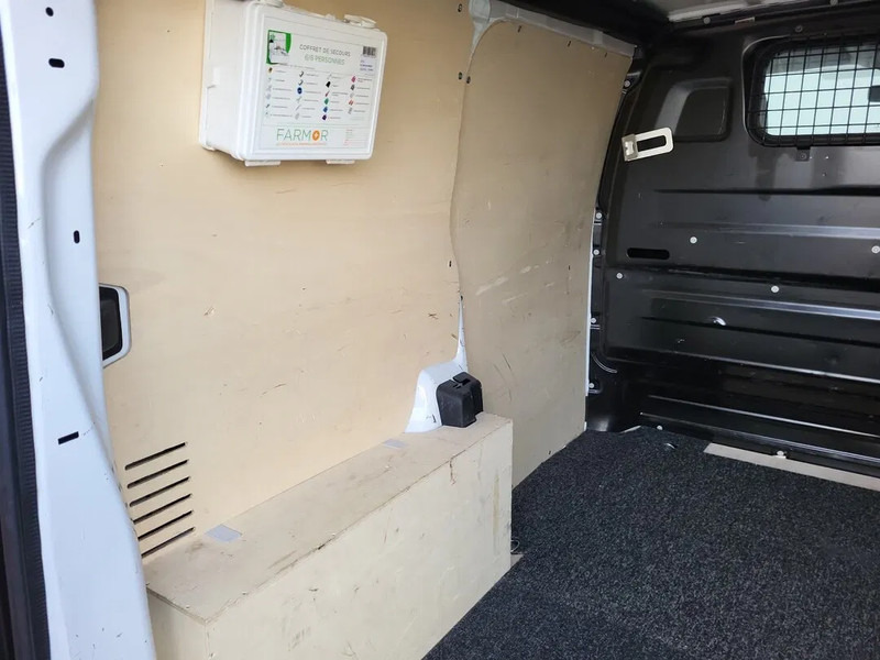 Peugeot e-Expert e-Expert L1H1 - 소형 밴 : 사진 4 Peugeot e-Expert e-Expert L1H1 - 소형 밴 : 사진 4