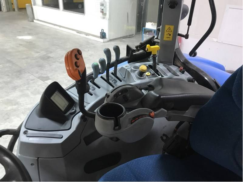 New Holland T7.250 - 장궤형 트랙터 : 사진 5 New Holland T7.250 - 장궤형 트랙터 : 사진 5