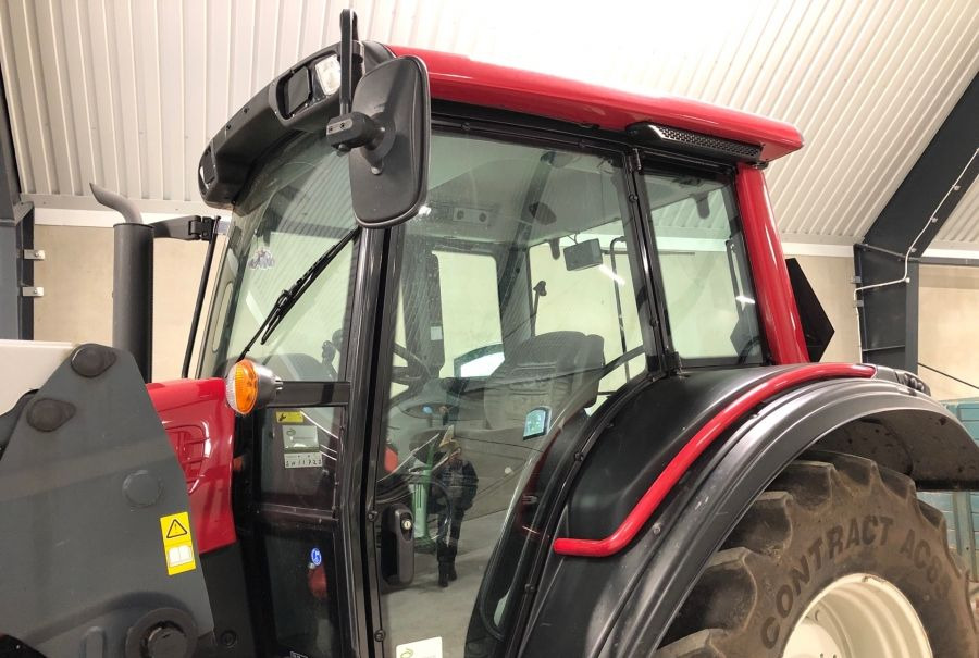 Valtra N92 HiTech - 장궤형 트랙터 : 사진 4 Valtra N92 HiTech - 장궤형 트랙터 : 사진 4