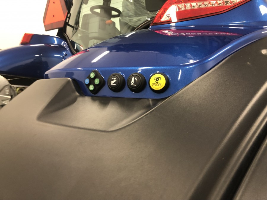 Valtra T234 - 장궤형 트랙터 : 사진 2 Valtra T234 - 장궤형 트랙터 : 사진 2