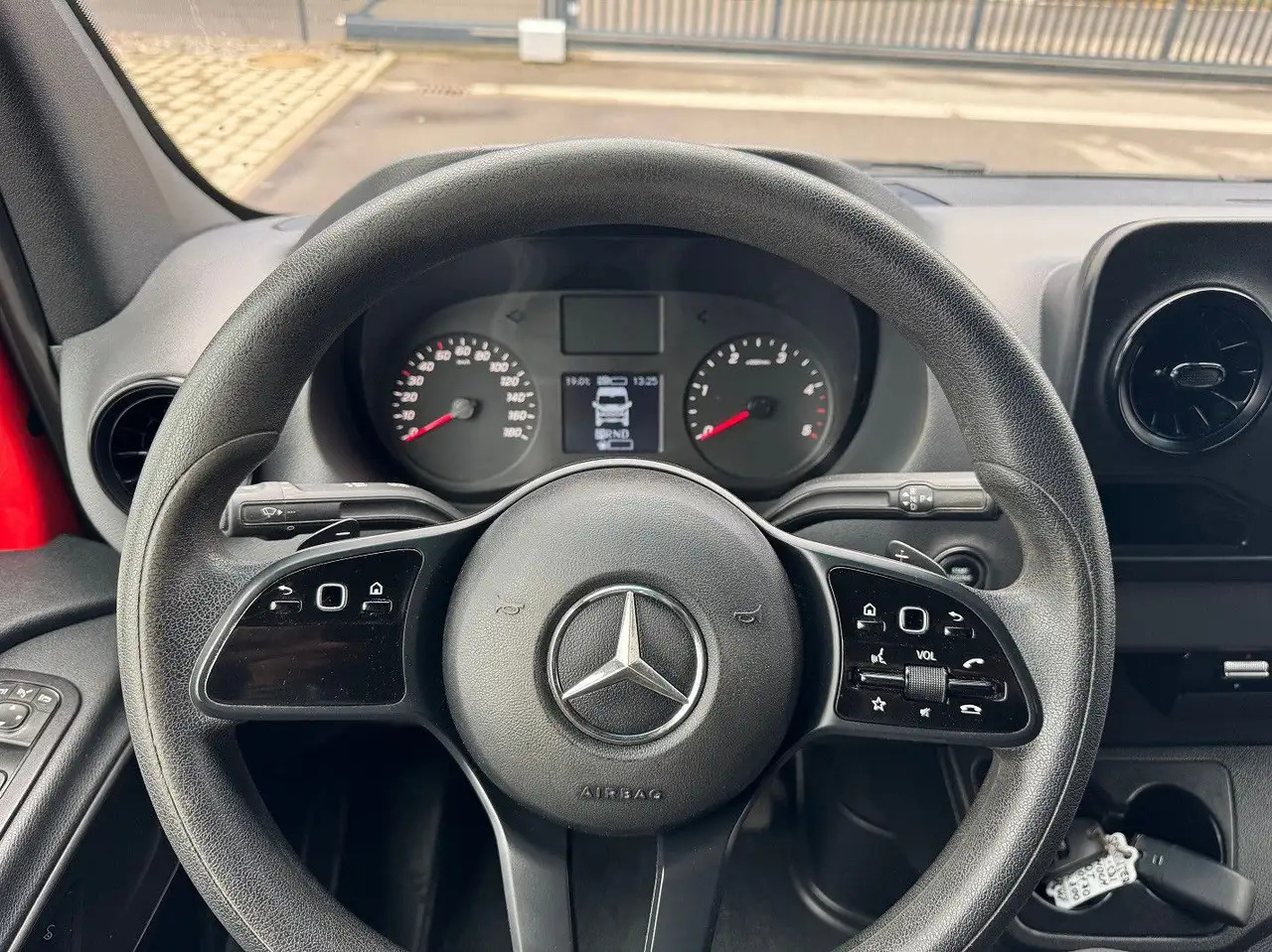 패널 밴 Mercedes-Benz Sprinter 316 CDI Lang Hoch Klima MBUX LBW : 사진 11 패널 밴 Mercedes-Benz Sprinter 316 CDI Lang Hoch Klima MBUX LBW : 사진 11