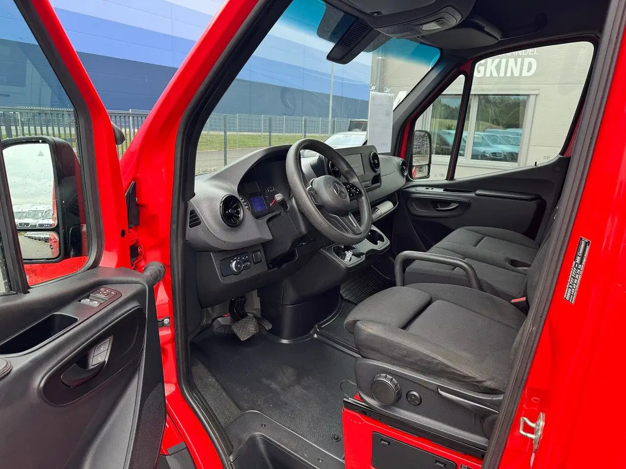 패널 밴 Mercedes-Benz Sprinter 316 CDI Lang Hoch Klima MBUX LBW : 사진 9 패널 밴 Mercedes-Benz Sprinter 316 CDI Lang Hoch Klima MBUX LBW : 사진 9