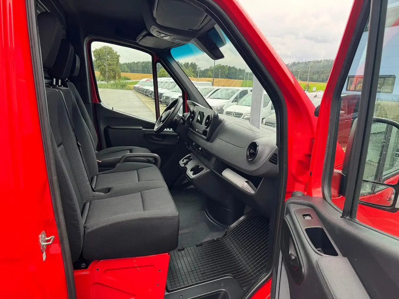 패널 밴 Mercedes-Benz Sprinter 316 CDI Lang Hoch Klima MBUX LBW : 사진 10 패널 밴 Mercedes-Benz Sprinter 316 CDI Lang Hoch Klima MBUX LBW : 사진 10