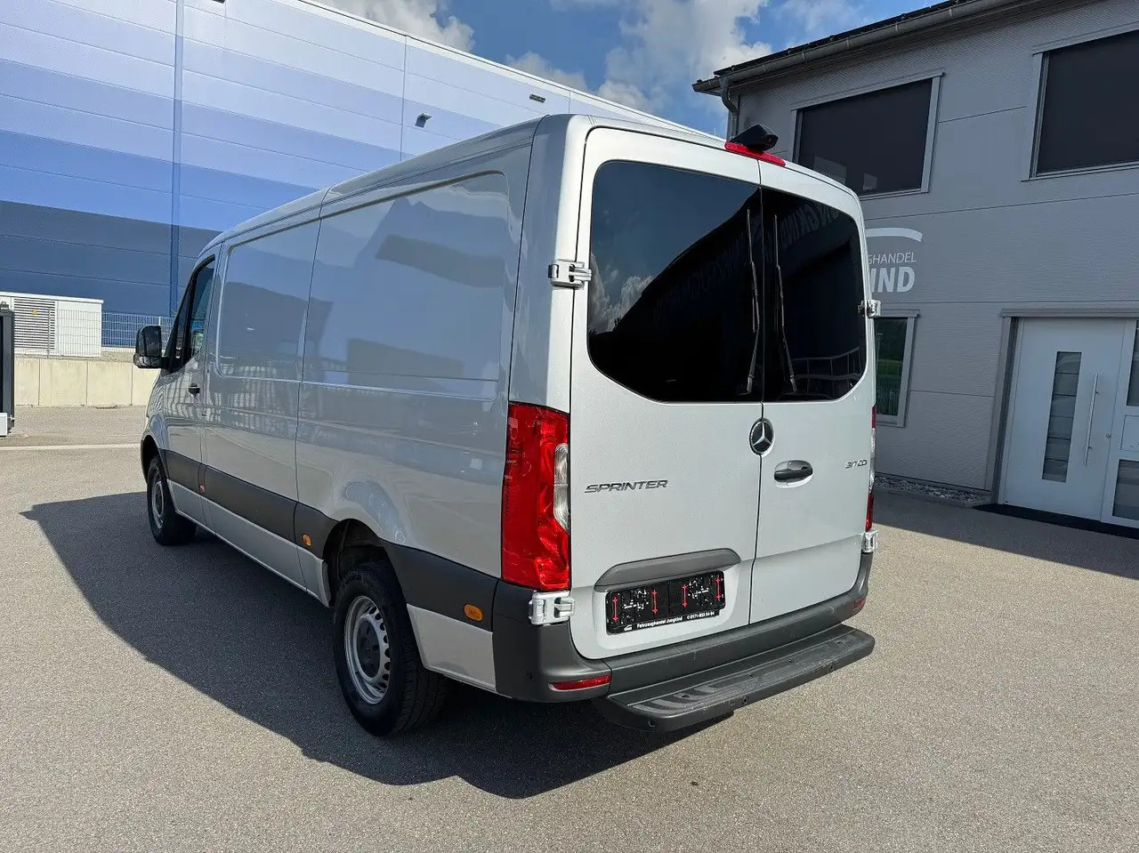 Mercedes-Benz Sprinter 317 CDI Lang Silber MBUX RWD Klima - 패널 밴 : 사진 5 Mercedes-Benz Sprinter 317 CDI Lang Silber MBUX RWD Klima - 패널 밴 : 사진 5