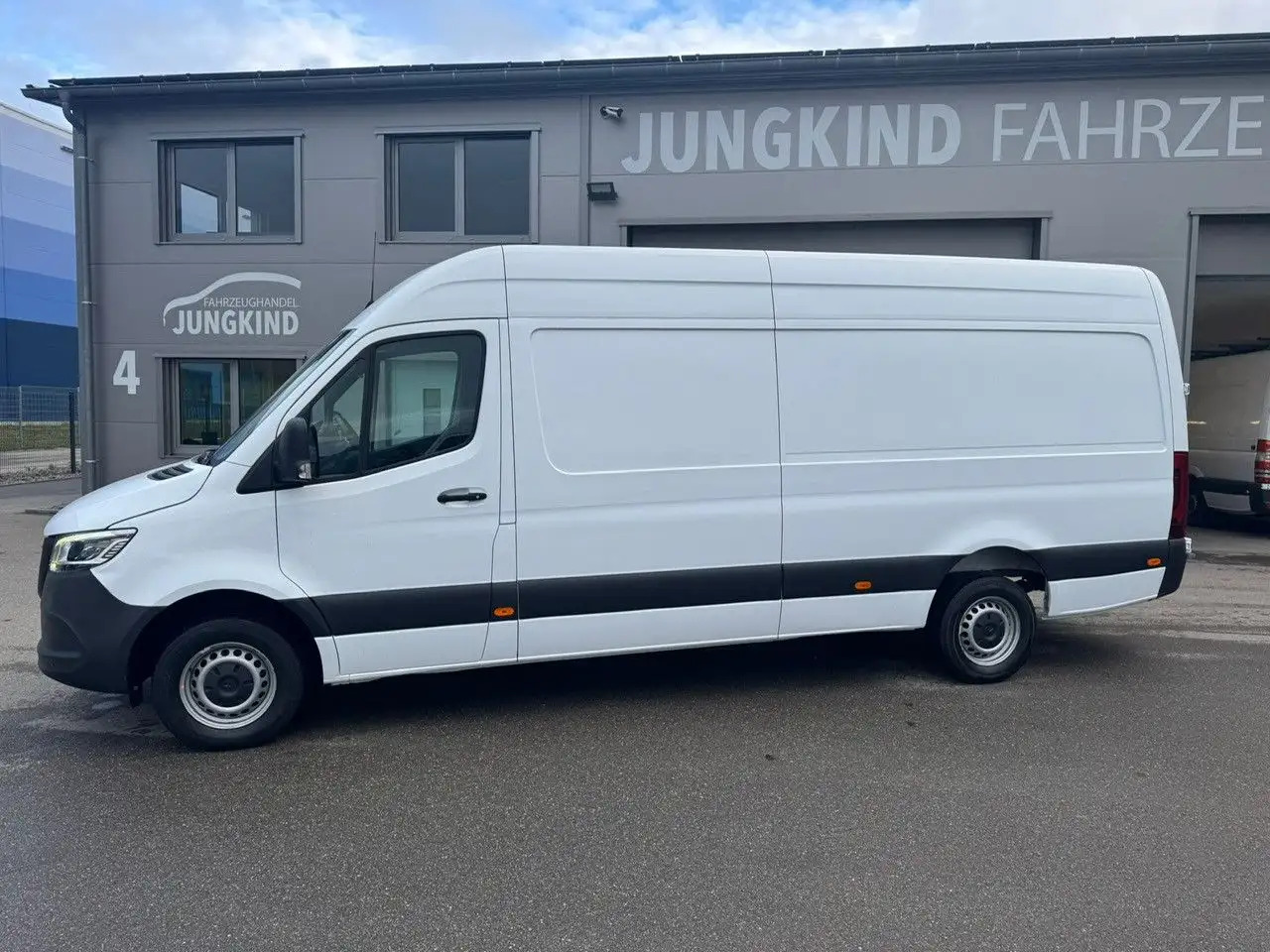 Mercedes-Benz Sprinter 317 CDI Maxi Lang LED MBUX Klima - 패널 밴 : 사진 1 Mercedes-Benz Sprinter 317 CDI Maxi Lang LED MBUX Klima - 패널 밴 : 사진 1