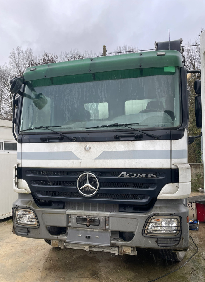 Mercedes Actros 3241 - 콘크리트 믹서 트럭 : 사진 2 Mercedes Actros 3241 - 콘크리트 믹서 트럭 : 사진 2