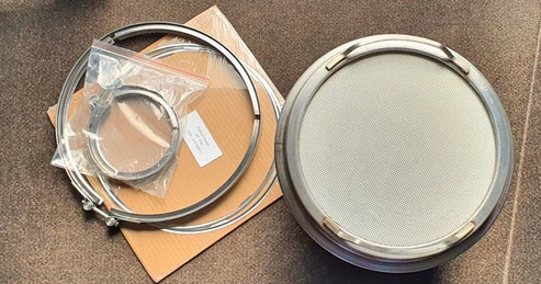 Nowy DPF Volvo FH Euro 6 + Zestaw Uszczelek - 배기 시스템 트럭 용 : 사진 2 Nowy DPF Volvo FH Euro 6 + Zestaw Uszczelek - 배기 시스템 트럭 용 : 사진 2