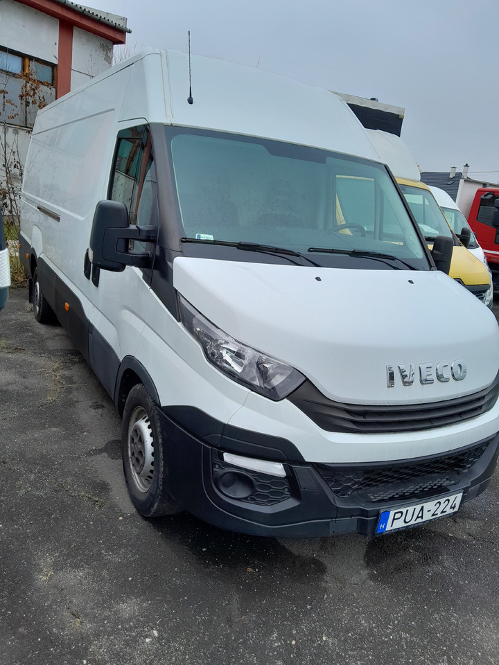 IVECO Daily 35S14 - 박스 밴 : 사진 3 IVECO Daily 35S14 - 박스 밴 : 사진 3