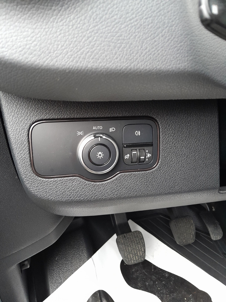 MERCEDES-BENZ Sprinter - 플랫베드 밴 : 사진 5 MERCEDES-BENZ Sprinter - 플랫베드 밴 : 사진 5