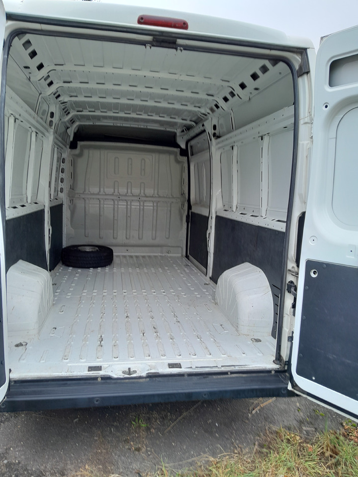 PEUGEOT BOXER 2.2 BlueHDI 350 FT L3H2 Pro - 박스 밴 : 사진 5 PEUGEOT BOXER 2.2 BlueHDI 350 FT L3H2 Pro - 박스 밴 : 사진 5