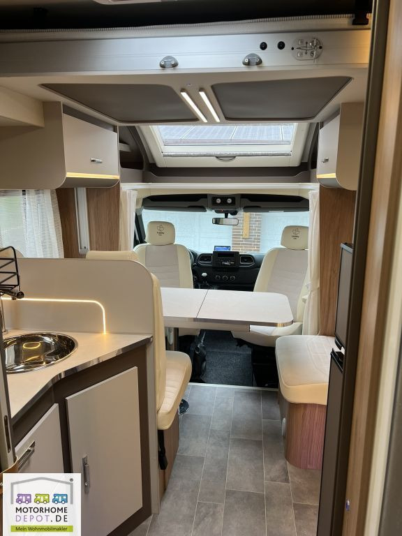 Ahorn Alaska TD Plus Aufl. 4to & Luftfed. & Hubbett - 세미 통합 모터홈 : 사진 3 Ahorn Alaska TD Plus Aufl. 4to & Luftfed. & Hubbett - 세미 통합 모터홈 : 사진 3