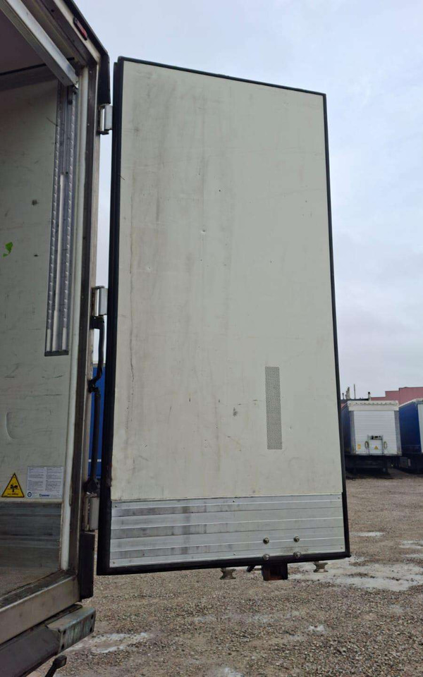 냉동 세미 트레일러 Krone SD : 사진 9 냉동 세미 트레일러 Krone SD : 사진 9